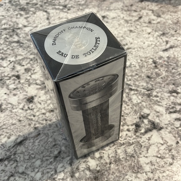 Davidoff Champion 90ml Edt Spray - Picture 5 of 8